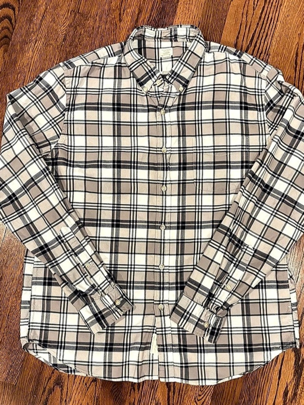J.Crew Vintage Oxford Shirt in Plaid Beige & Black Size Large